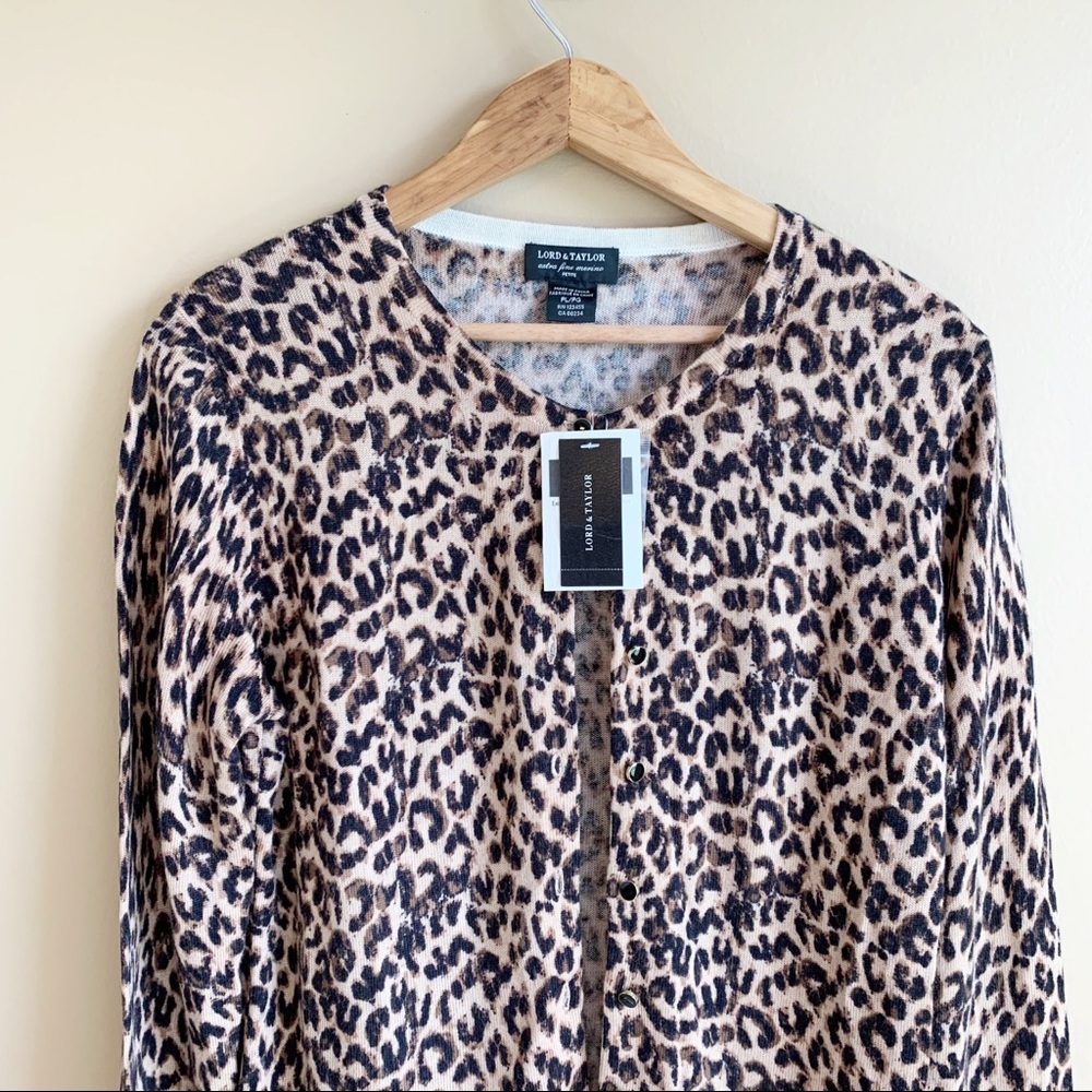 LORD & TAYLOR Leopard Cardigan 100% RELISTED - Picture 3 of 9